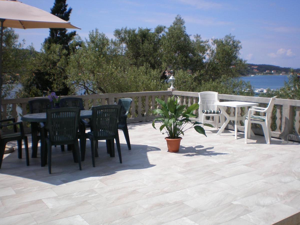 Apartment Zorka Supetarska Draga Dış mekan fotoğraf