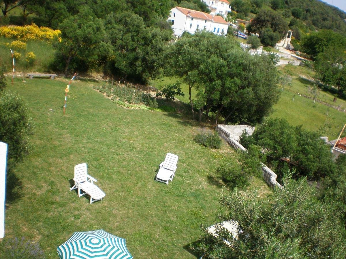 Apartment Zorka Supetarska Draga Dış mekan fotoğraf